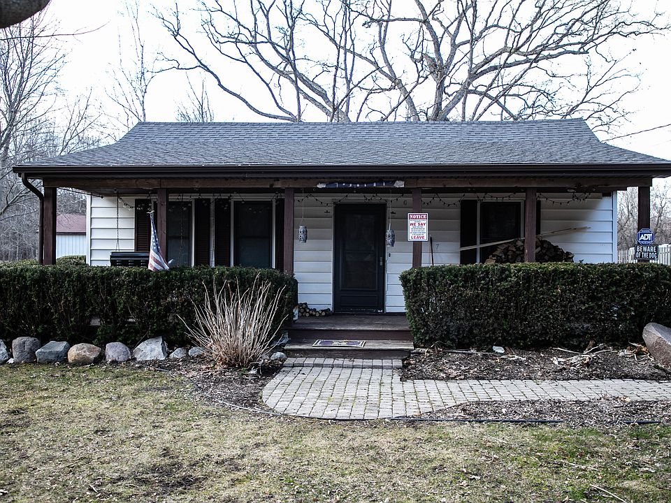 1st image of 5327 Woodlawn Dr