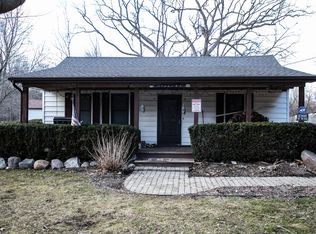 5327 Woodlawn Dr, Flint, MI 48506