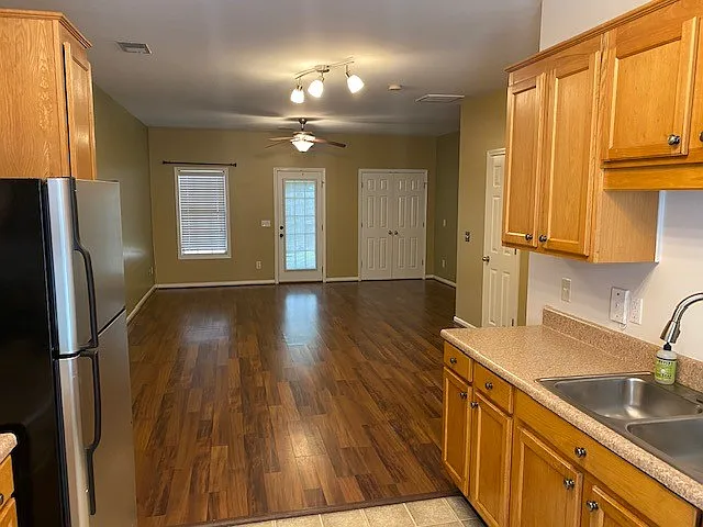2759 Winterbrook Dr #E — Photo 6