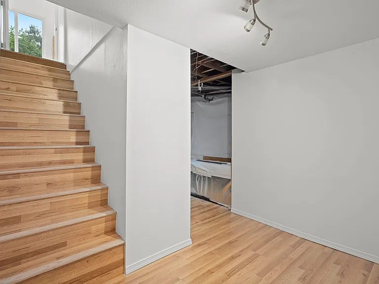 1346 NW Couch St — Photo 23