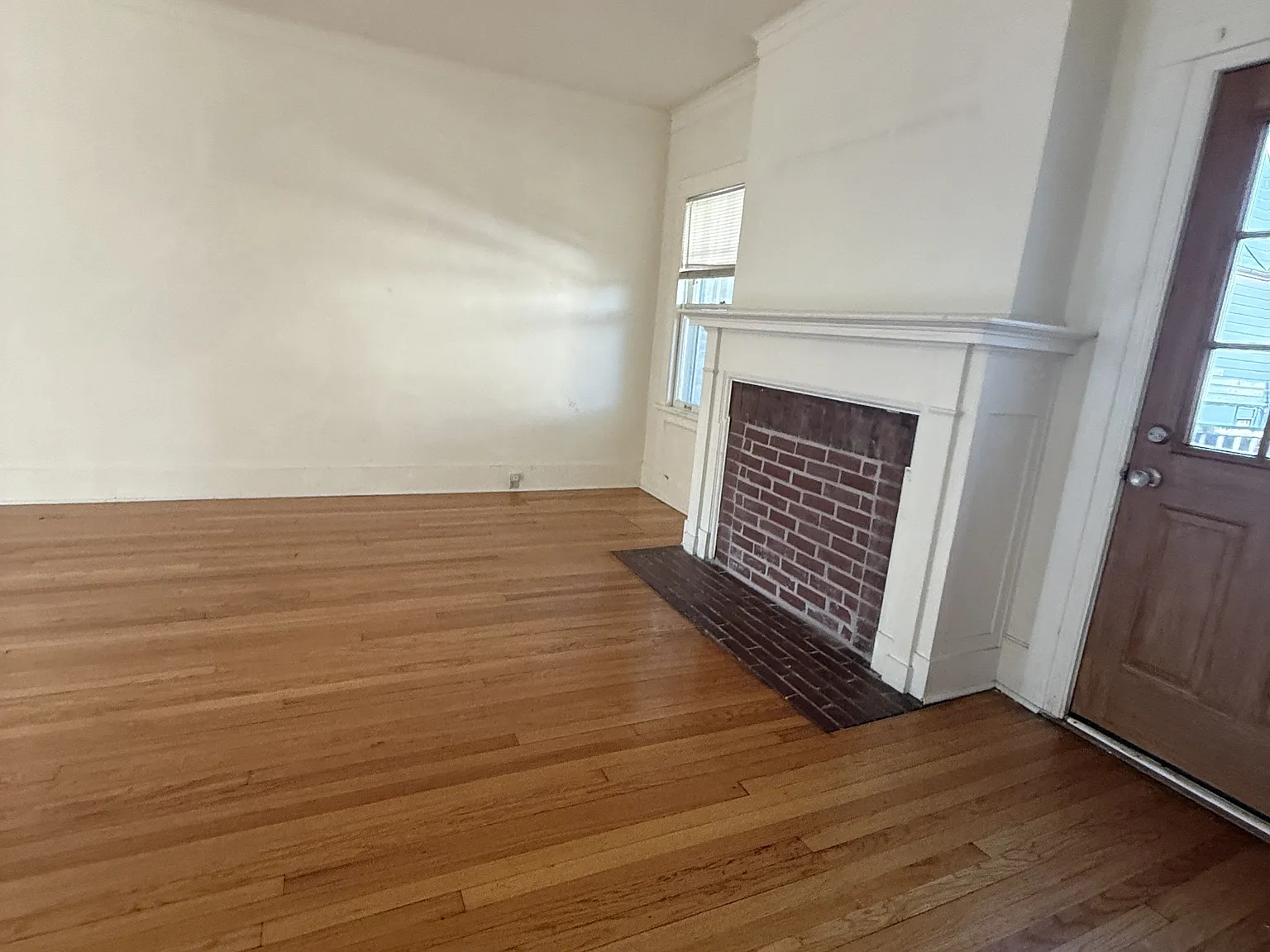 240 West Lakelawn Place - 2 — Photo 3