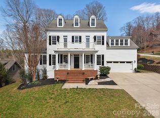 21 Dianthus Dr, Asheville, NC 28803