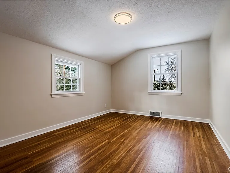 63 Higby Rd — Photo 31