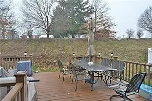 941 Montclair Dr — Photo 23