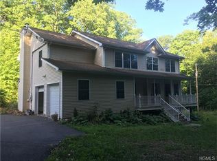 254 N Fostertown Dr, Newburgh, NY 12550
