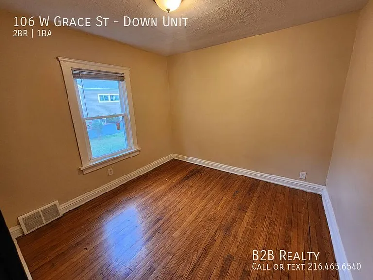 106 W Grace St #DOWN — Photo 10