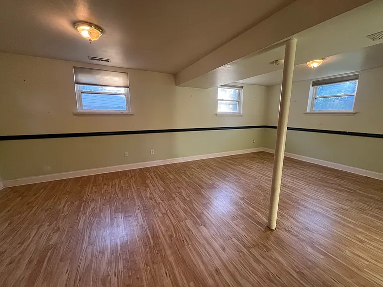 141-1 Maple Hill Ln — Photo 16