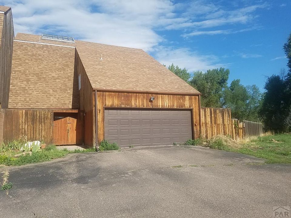 1st image of 7 Meadow Creek Dr