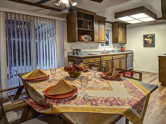 2nd image of 8534 Everglade Dr