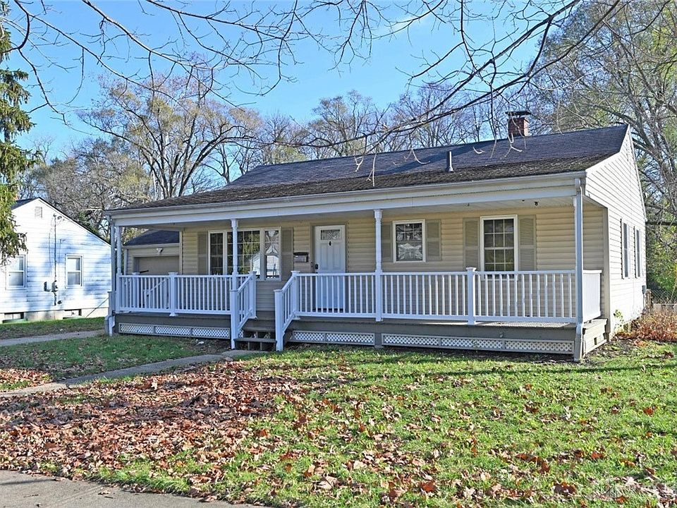 1st image of 146 Glencross Ave