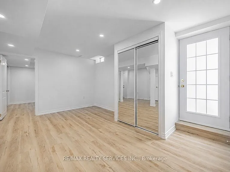 42 Northampton St #BASEMENT — Photo 2