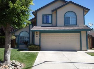 35 Phillips Ct, Tracy, CA 95376