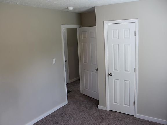 5th image of 327 Kenslo Ave