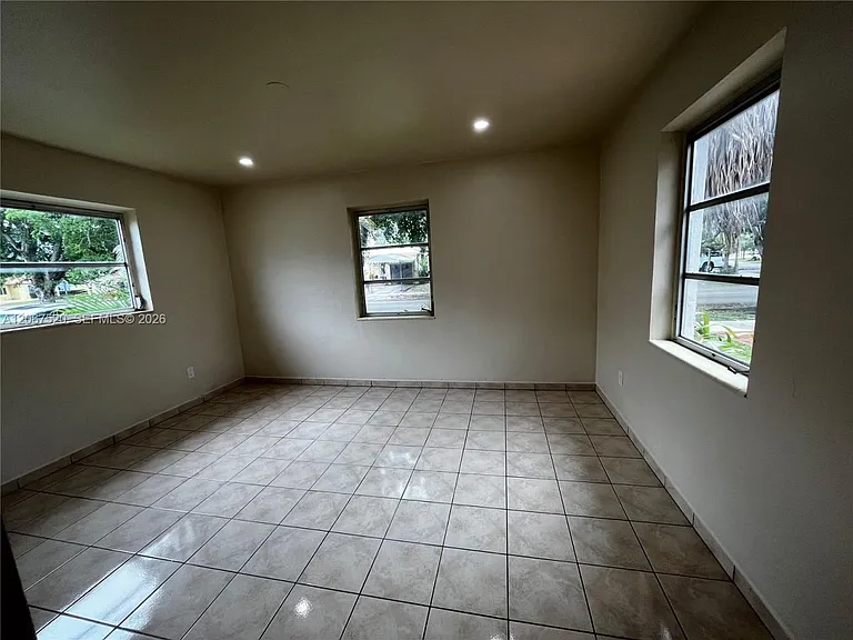 3351 SW 18th St #3351 — Photo 27