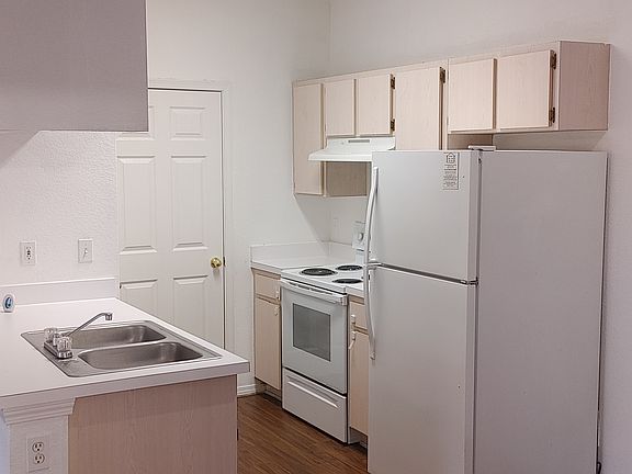 3rd image of 13025 Sanctuary Cove Dr