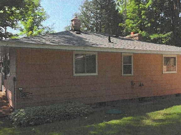 2nd image of 25323 Northshore Dr