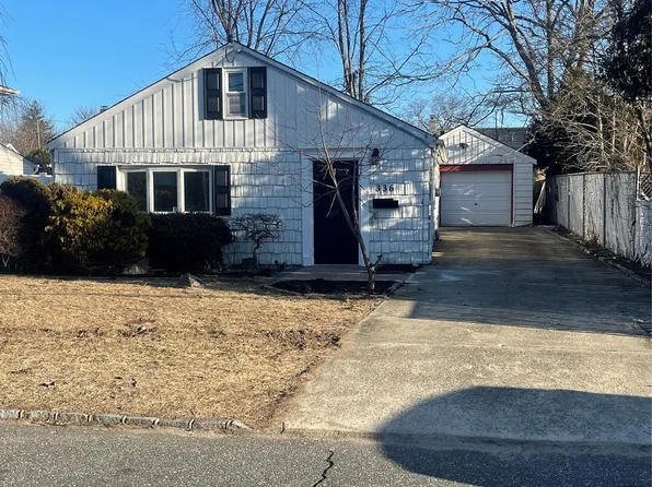 336 51st Street, Lindenhurst, NY 11757