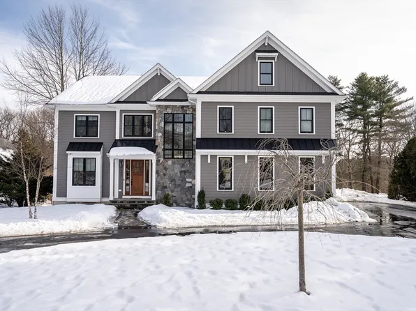 137 Woburn St, Lexington, MA 02420