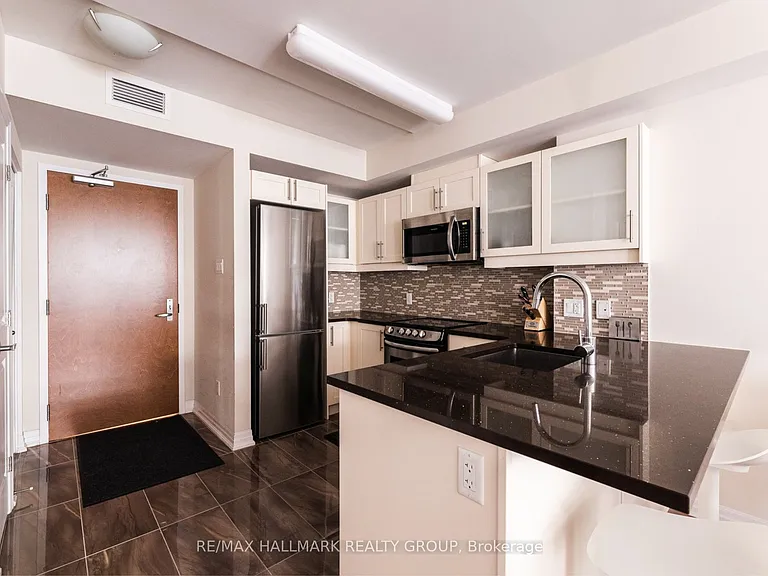 195 Besserer St #2106 — Photo 6