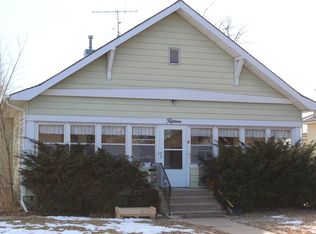 15 E 27th St, Kearney, NE 68847