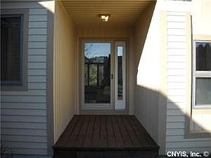 5th image of 301 White Heron Cir