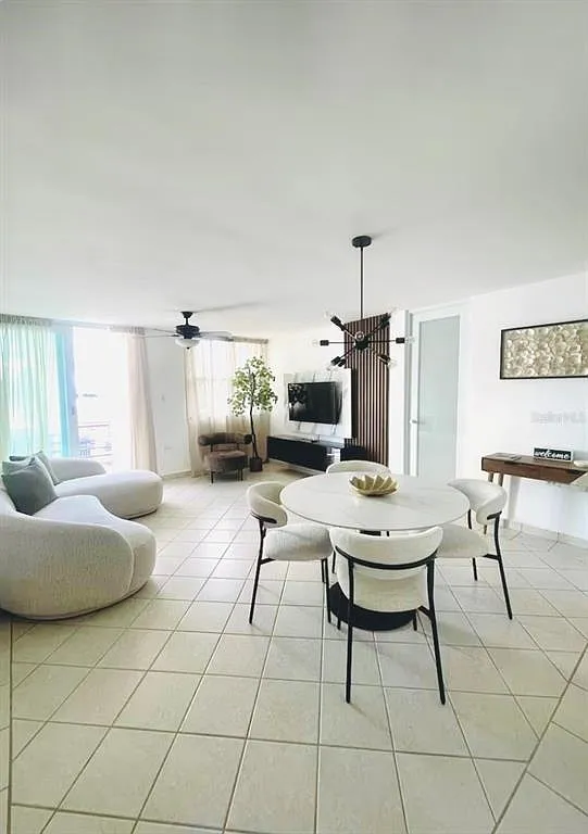 2 bed, 2.0 bath, $2,300 — Photo 4