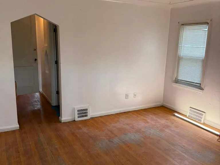 7323 Mettetal St — Photo 13