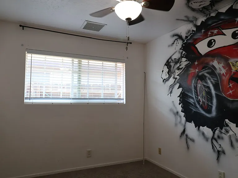 528 S Sorrel St — Photo 10