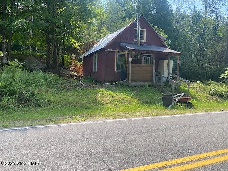 5th image of 1040 Trout Brook Road