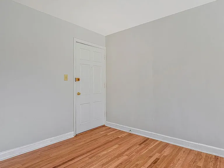 5700 Washington Blvd — Photo 6