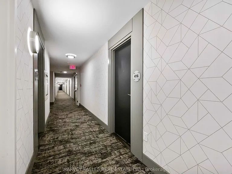 18 Beverley St #416 — Photo 5