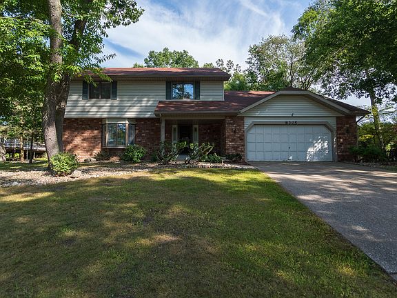 2nd image of 8305 Valleywood Ln