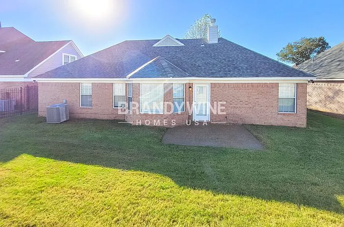 4890 Phipps Dr — Photo 24