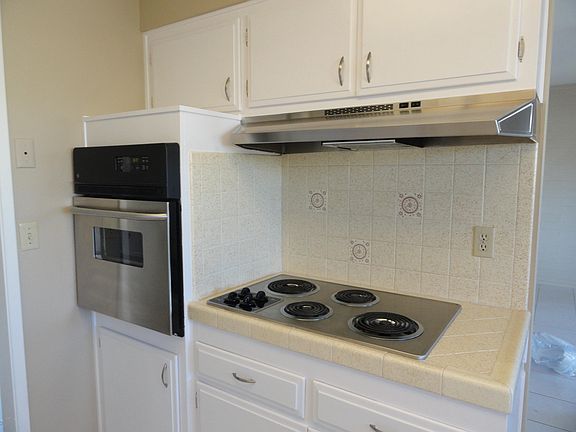 3rd image of 9928 W La Jolla Cir N