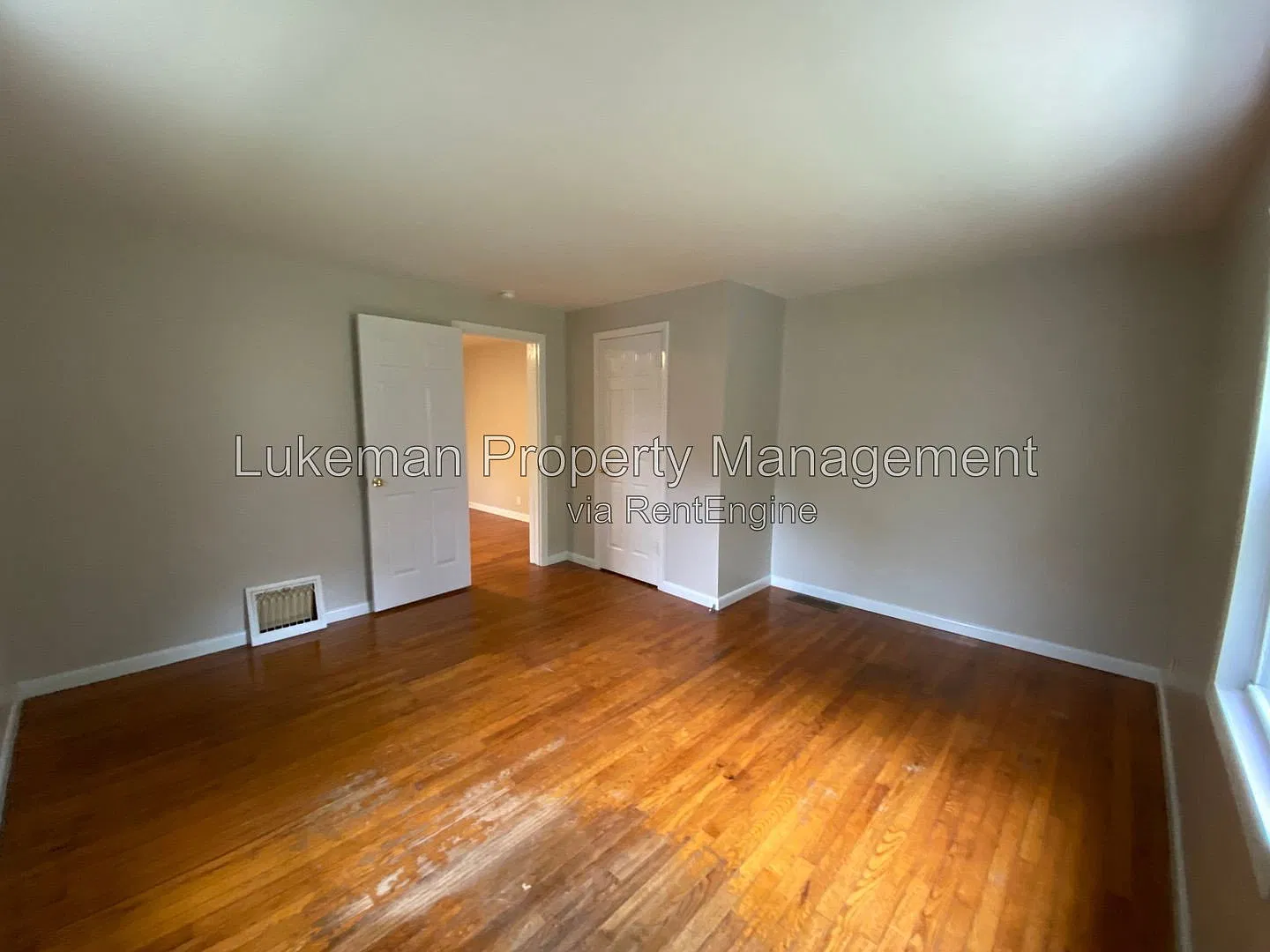 1 bed, 1.0 bath, $925 — Photo 3