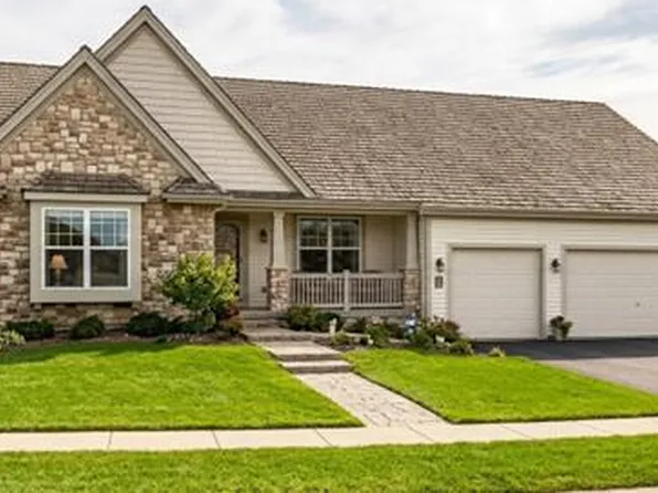 1039 Riverknoll CIRCLE, Oconomowoc, WI 53066