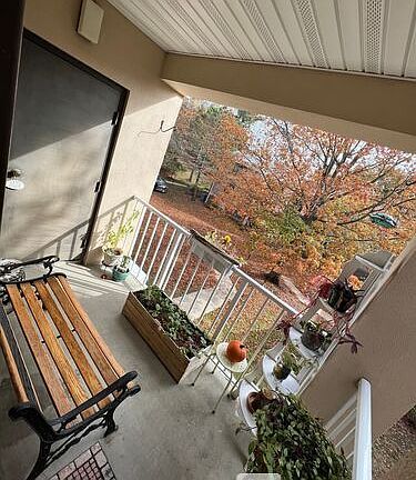 3rd image of 15 Bourbon St APT 69