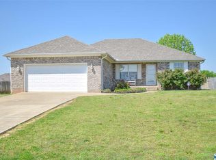 18201 Menefee Rd, Athens, AL 35613