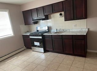 319 Yates Ave #G, Calumet City, IL 60409
