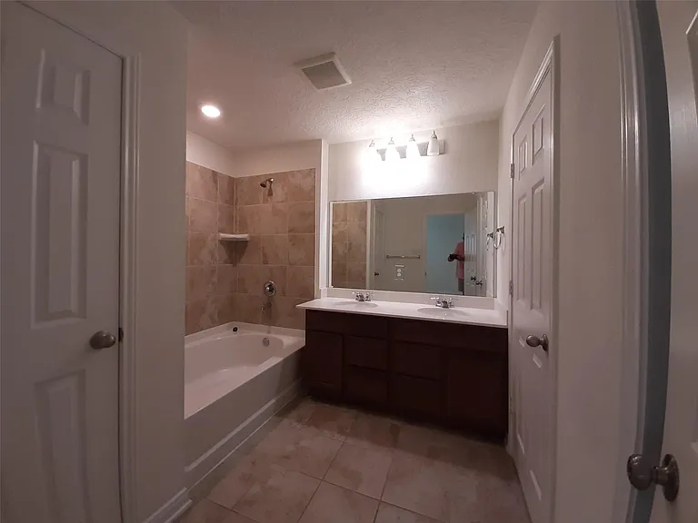 4834 Lucky Fawn Ln — Photo 11
