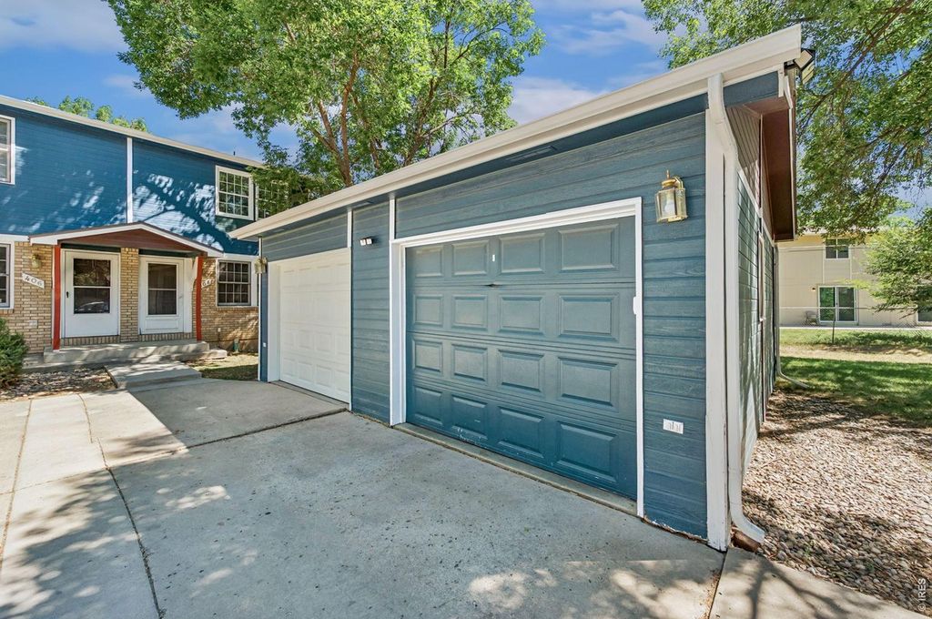 406 Mulberry Dr #6C