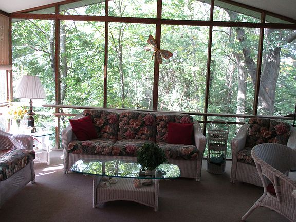 screened porch off greatroom