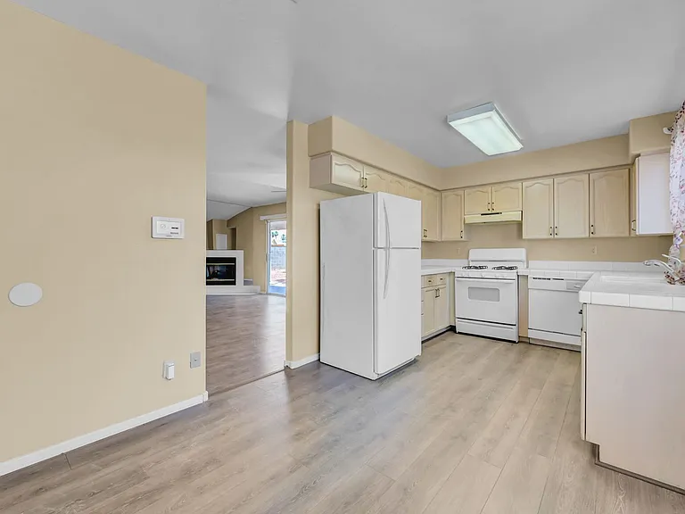 4814 Spring Falls Way — Photo 16