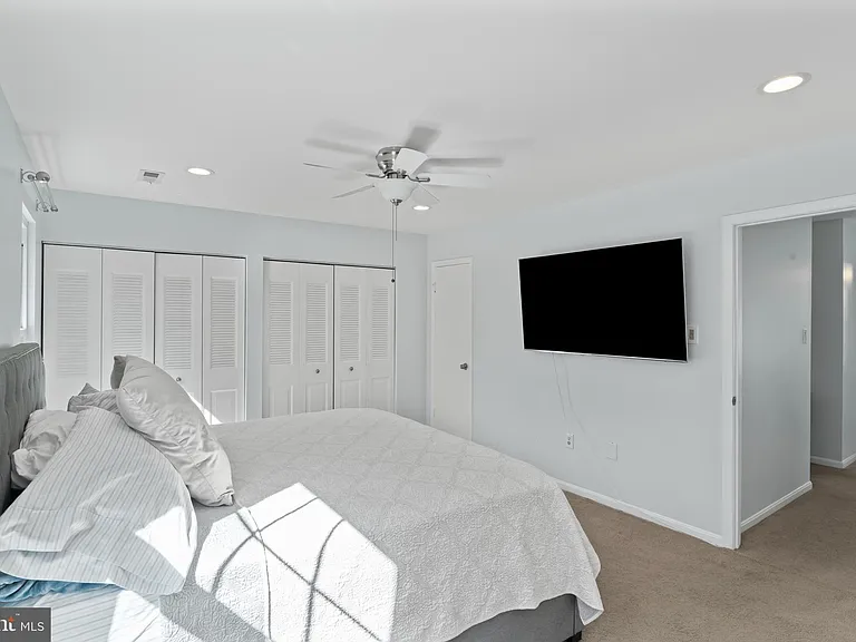 10267 Green Holly Ter — Photo 20