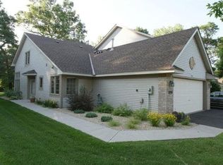 1898 Beebe Rd, Saint Paul, MN 55109