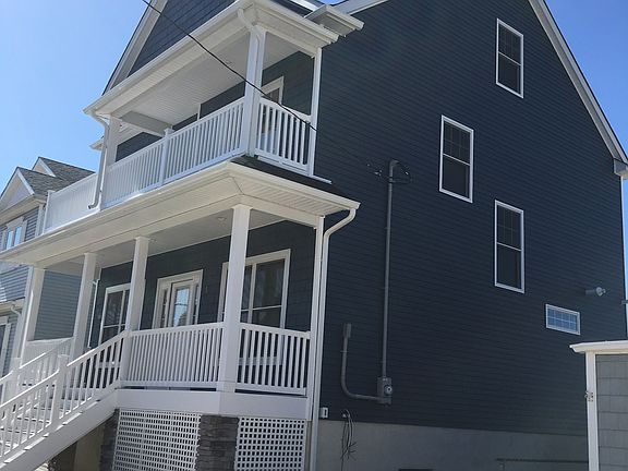 3rd image of 5 Harborside Dr E