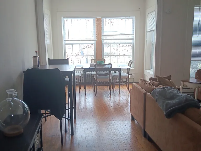 312 Lee St #1 — Photo 5
