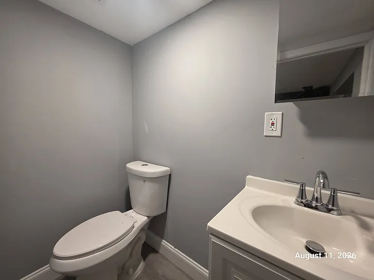 4542 N 19th St #1 — Photo 9