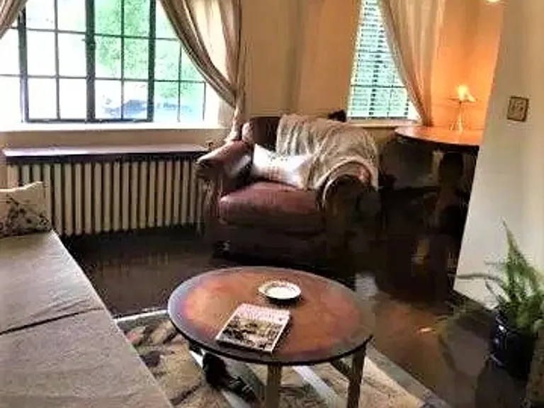 6221 N College Ave — Photo 4