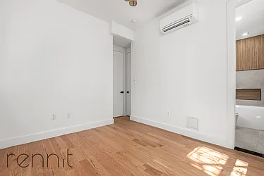 Rented by Rennit Inc.